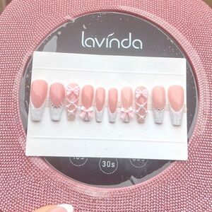 Pink and White Nail Set with Bows